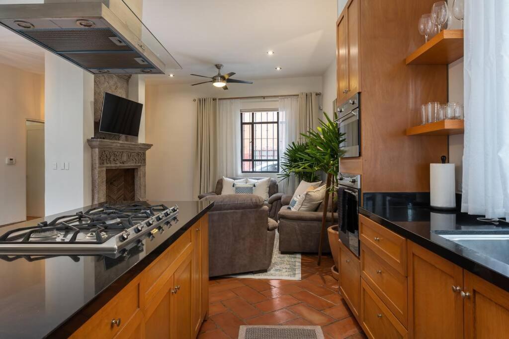 Elegant 3Br Home With Rooftop & Grill In Centro San Miguel Сан Мигел де Аленде Екстериор снимка